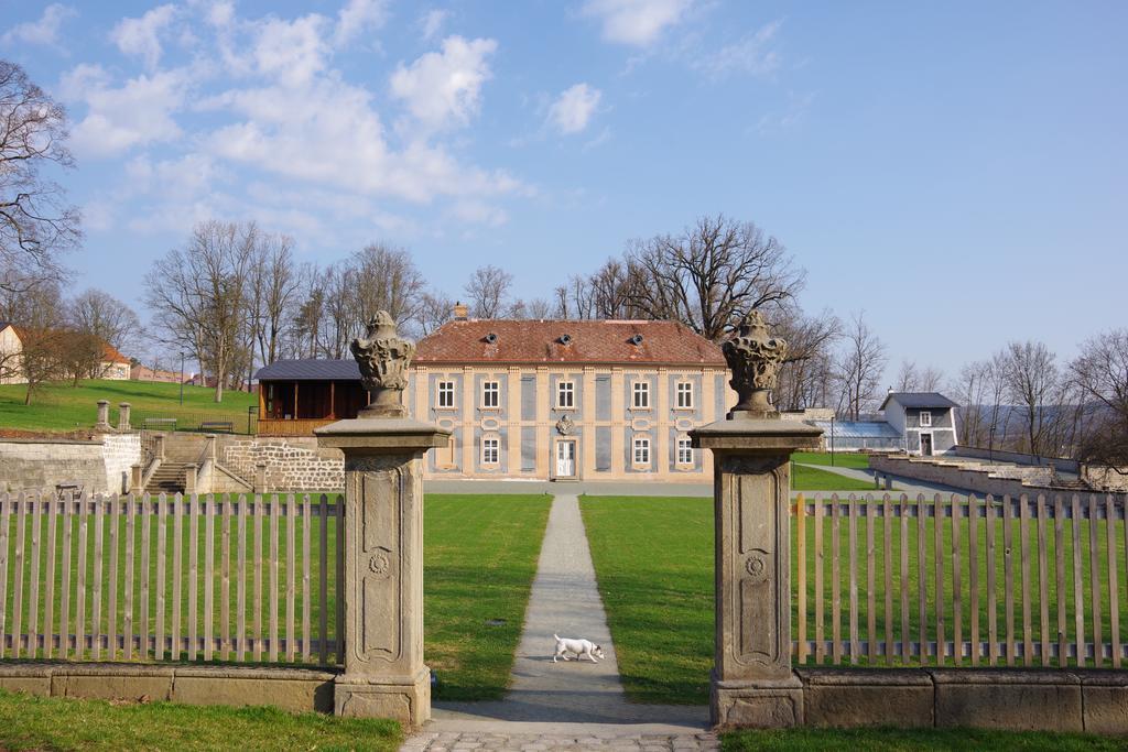Apartmany U Namesti Broumov Bagian luar foto